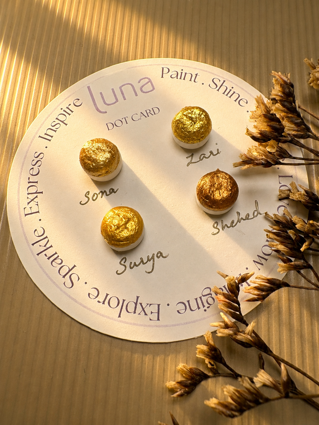 Luna Dot Card- The Sunehri Edit